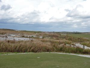 Streamsong (Black) 4th Split Tee